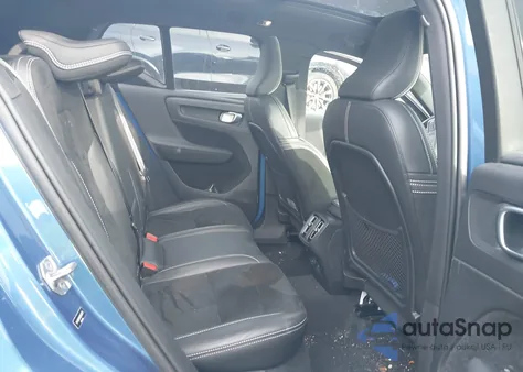 2021 Volvo Xc40 T5 R-Design from USA, damaged, VIN YV4162UM1M2403679